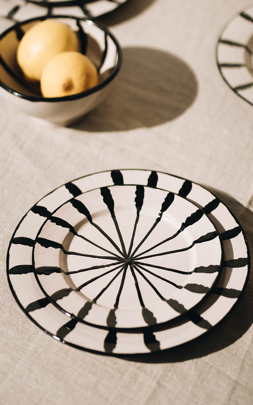 PLATO DE POSTRE NEGRO