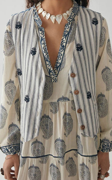 GIADA WHITE STRIPES CHEST