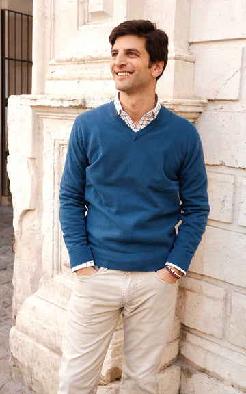 BLUE CASHMERE SWEATER