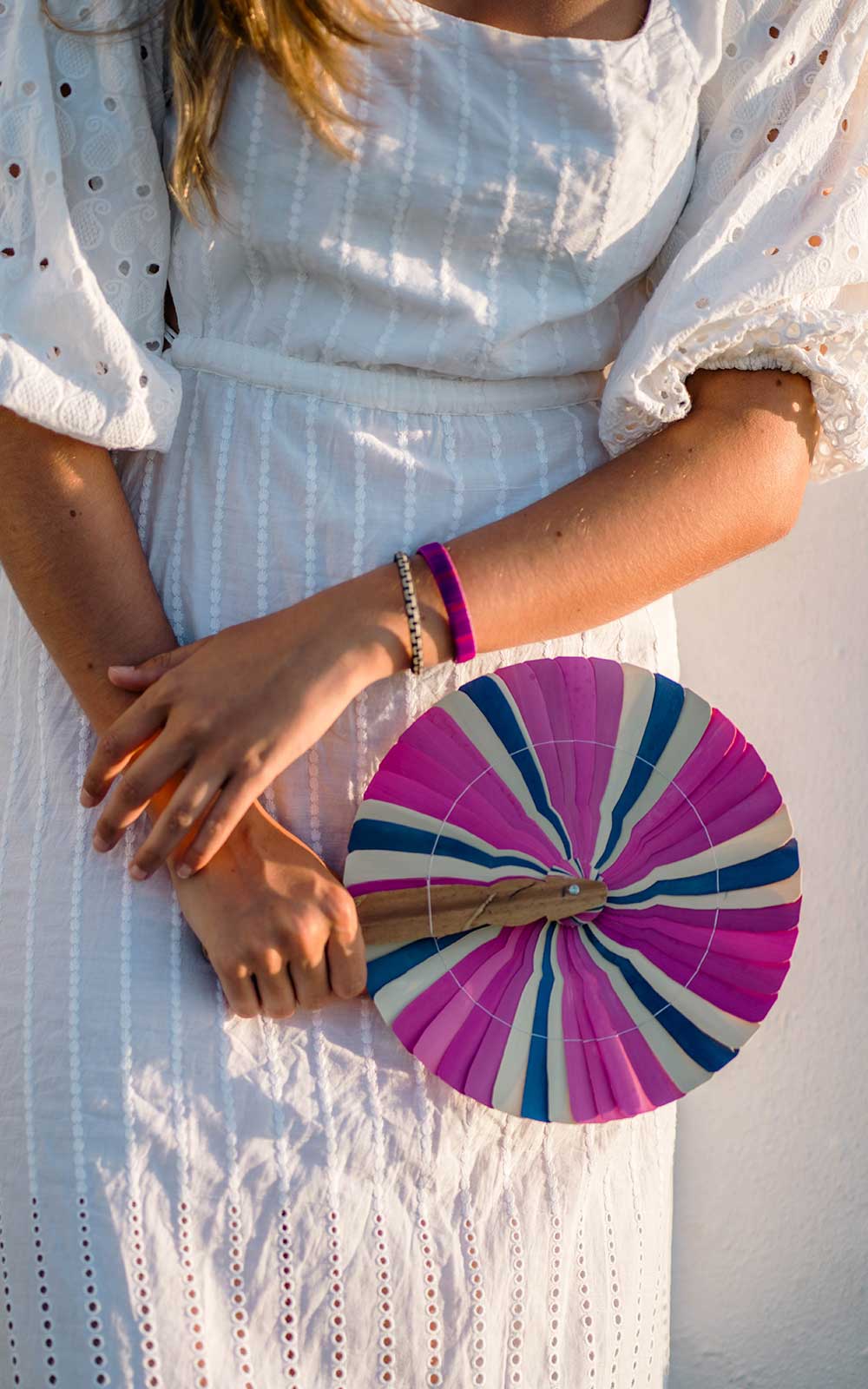 Raw purple fuchsia pai pai fan