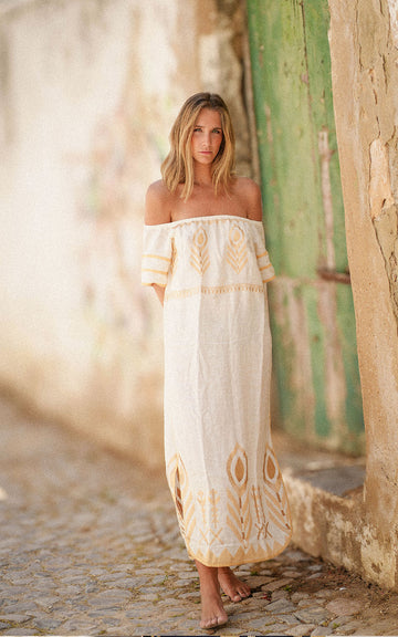 VESTIDO FEATHER STRAPLESS NATURAL GOLD