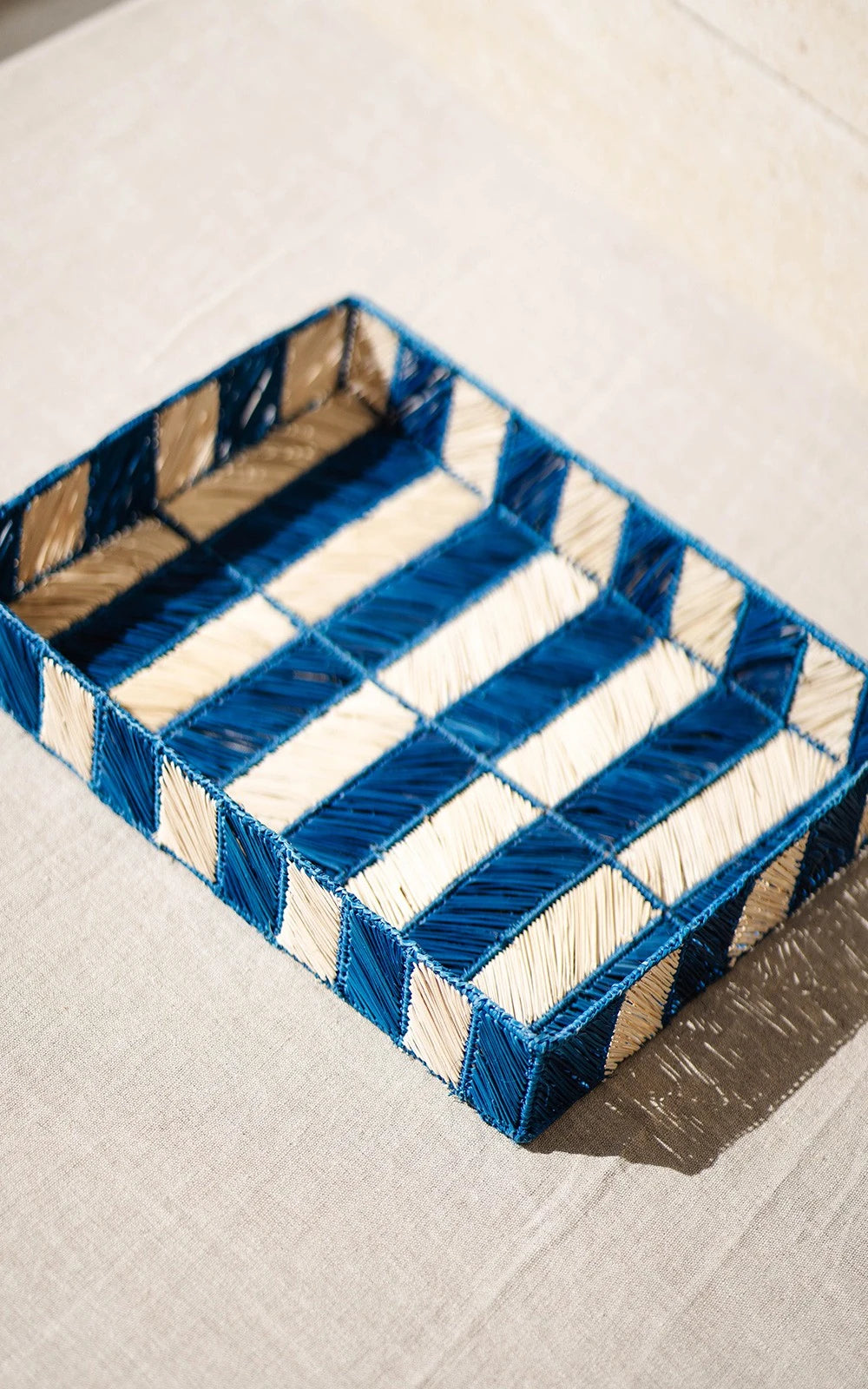 BLUE STRIPED TRAY