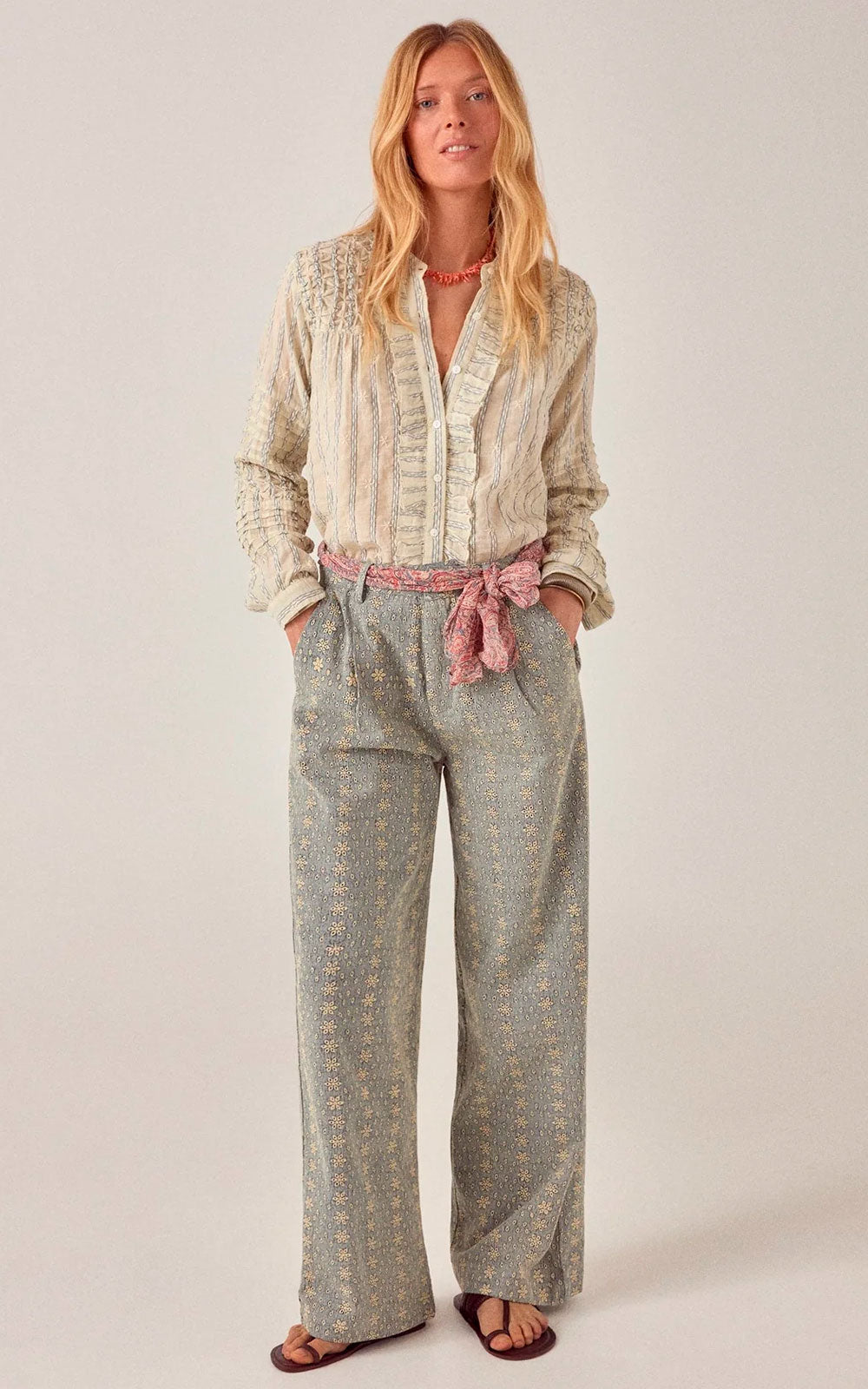 ELTA CLOUD THREAD BLOUSE