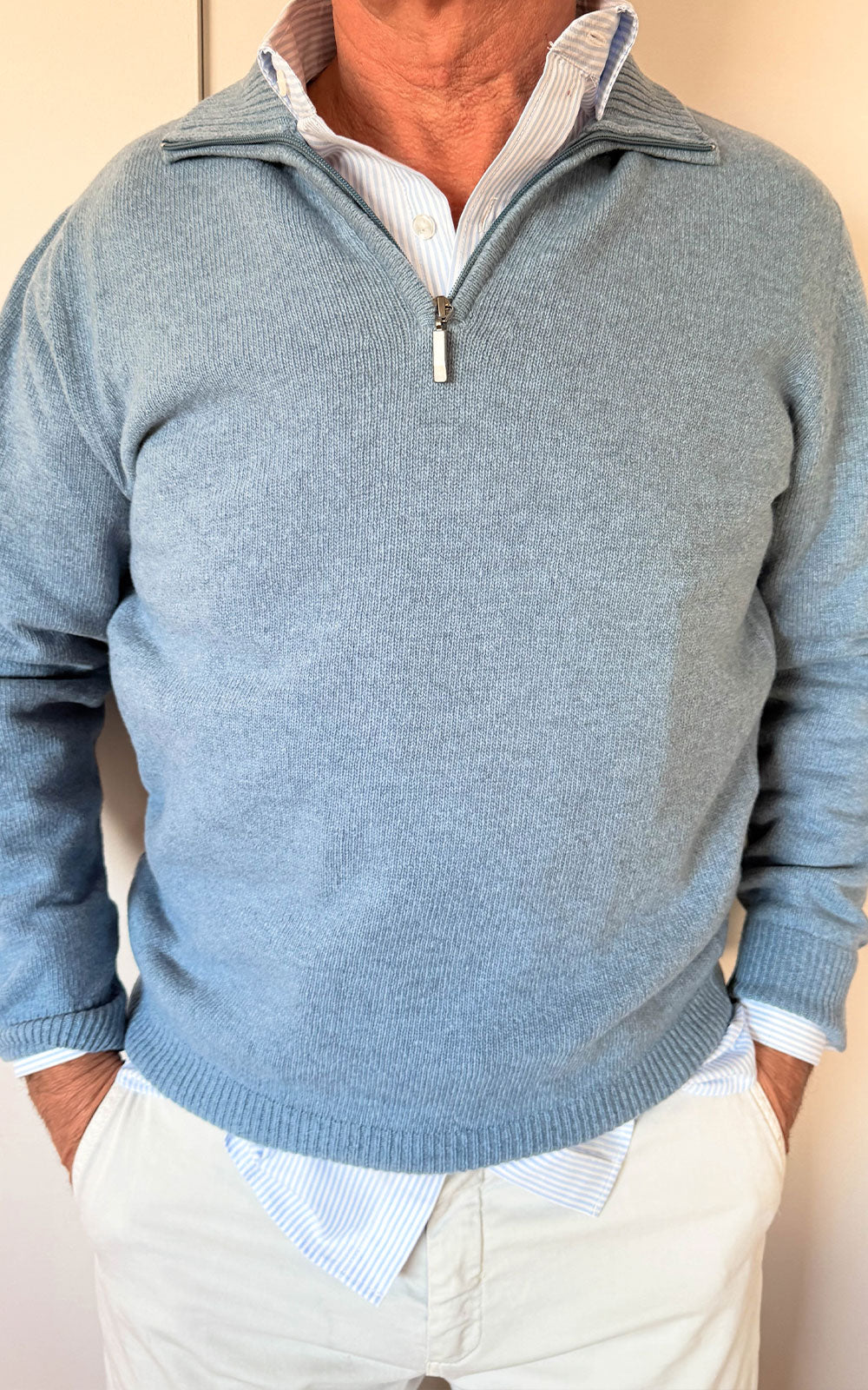 JERSEY CON CREMALLERA GRIS AZULADO