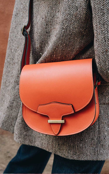 Bolso Media Luna Naranja Piel