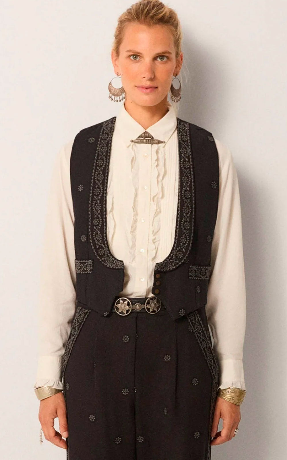 CHALECO LUPITA CHARRO BLACK