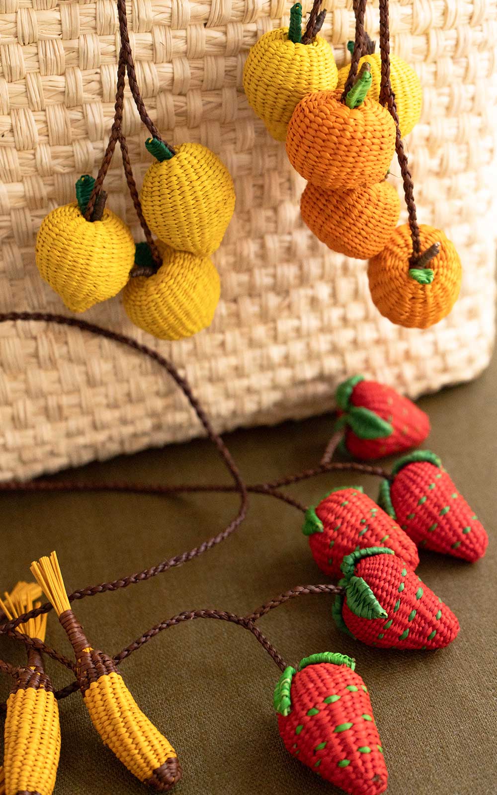 CHARM BUNCH OF ORANGES