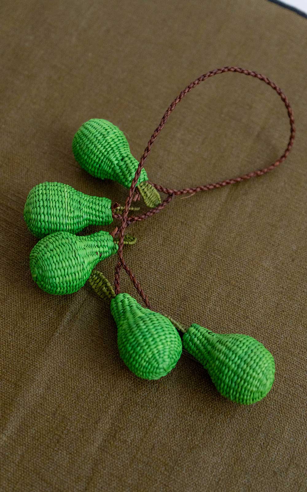 CHARM BUNCH OF PEARS